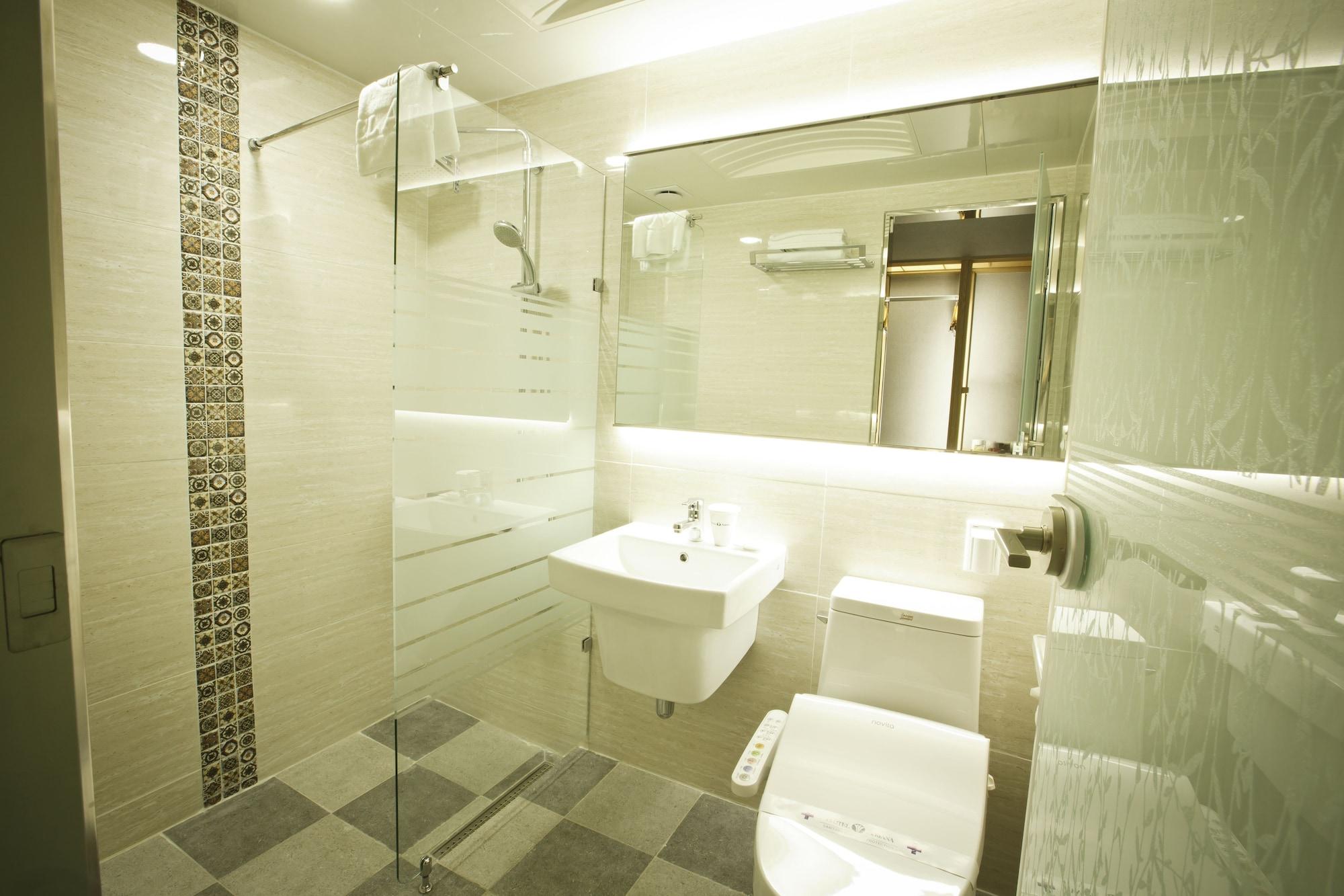 Ariana Hotel Тегу Екстер'єр фото