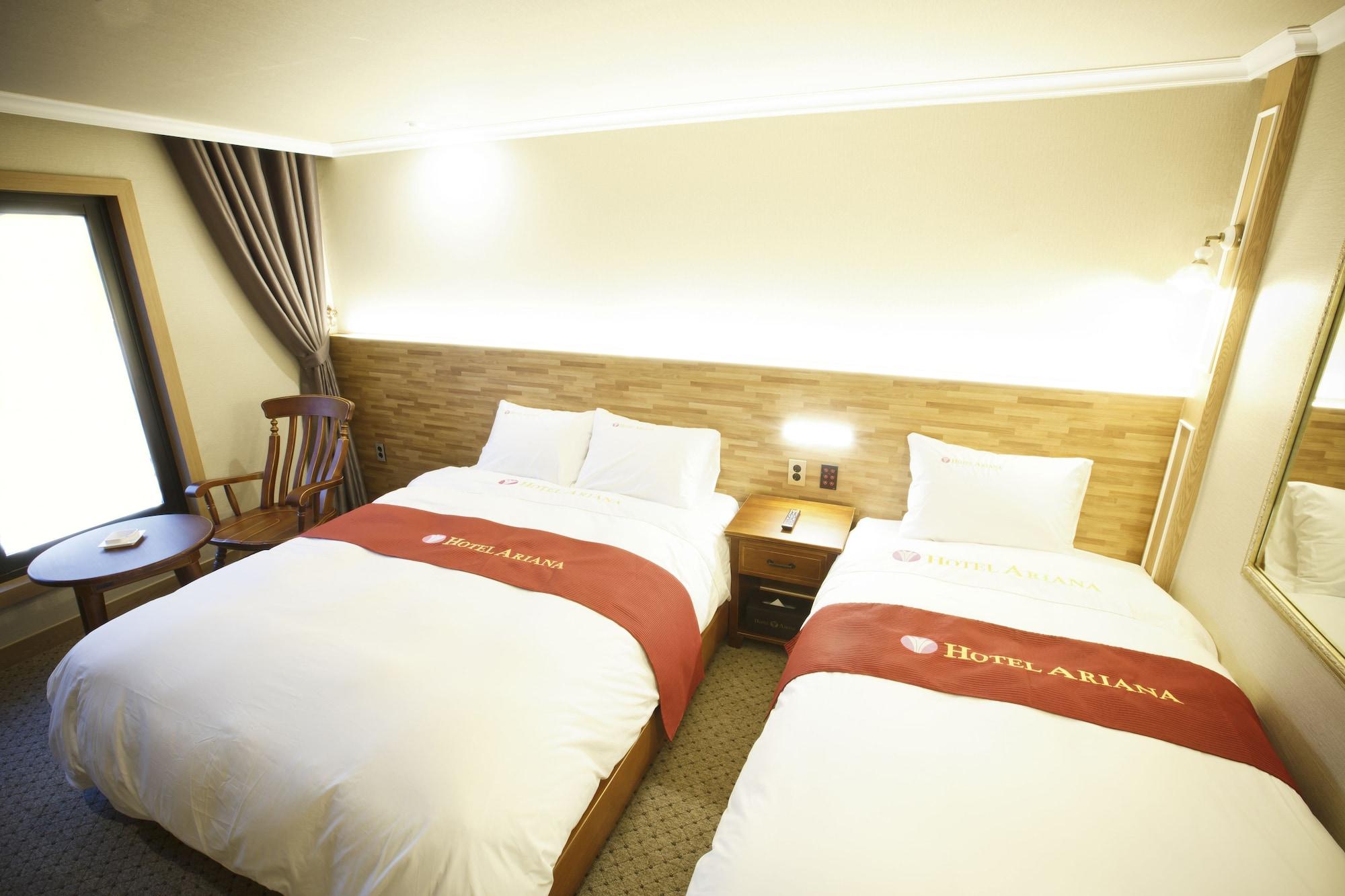 Ariana Hotel Тегу Екстер'єр фото