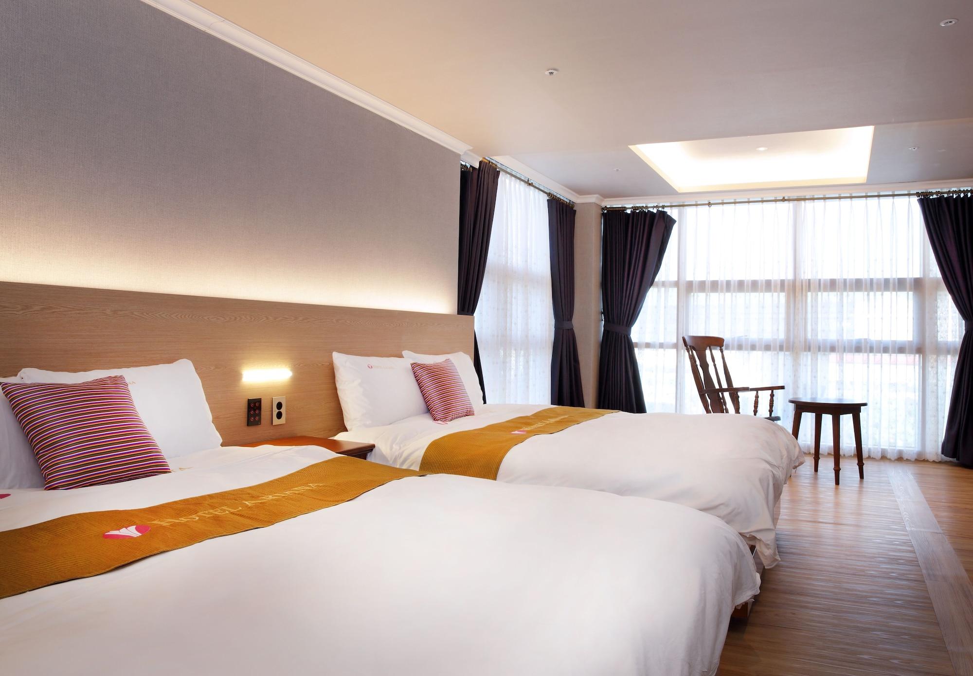 Ariana Hotel Тегу Екстер'єр фото