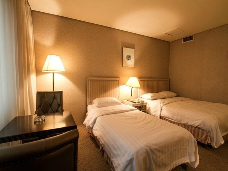 Ariana Hotel Тегу Екстер'єр фото