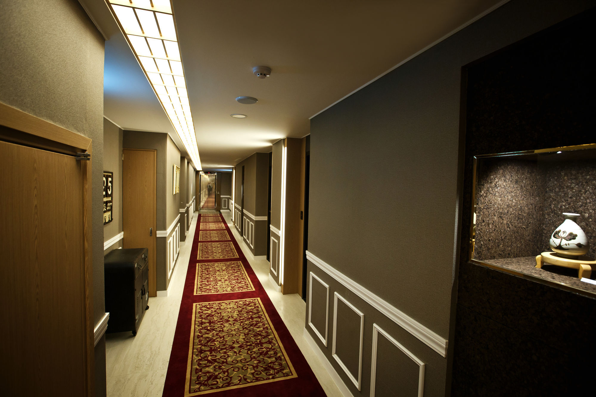 Ariana Hotel Тегу Екстер'єр фото
